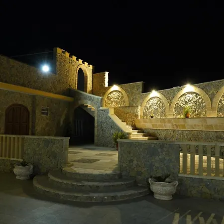 בית הארחה La Corte Di Bacco Salento סן פייטרו ורנוטיקו